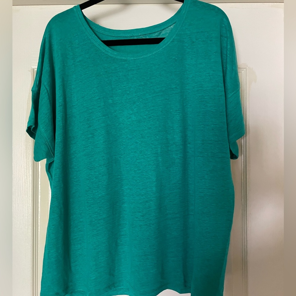 Chico’s Relaxed Linen Tee